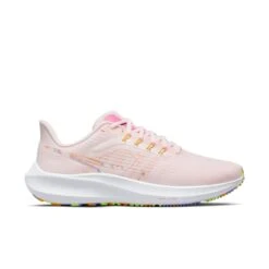 Nike Women's Air Zoom Pegasus 39 Premium (600 - Light Soft Pink/Barely Green)