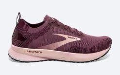 BROOKS Women's Levitate 4 (671 - Nocturne/Coral/Zinfandel)